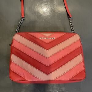 Michael Kors Women's Jet Set Pink Red Chevron Adjustable Strap Crossbody Bag
